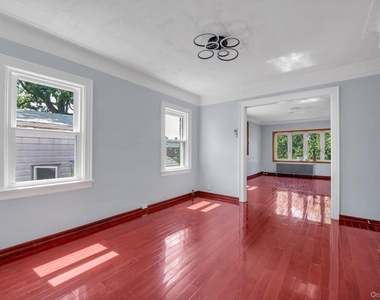 102-06 63 Avenue - Photo Thumbnail 2