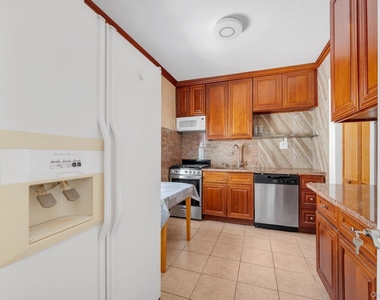 102-06 63 Avenue - Photo Thumbnail 6