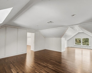 19 Frost Creek Drive - Photo Thumbnail 13