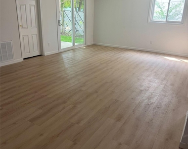 2955 Bond Drive - Photo Thumbnail 14