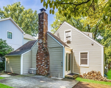 11 Hillside Place - Photo Thumbnail 9