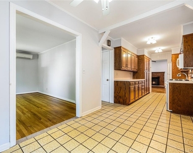 11 Hillside Place - Photo Thumbnail 6