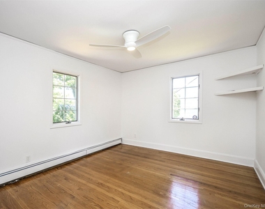 121 Hillcrest Avenue - Photo Thumbnail 18