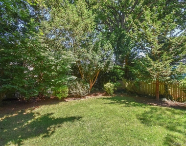 121 Hillcrest Avenue - Photo Thumbnail 33