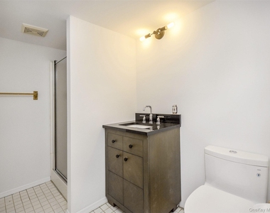 121 Hillcrest Avenue - Photo Thumbnail 29
