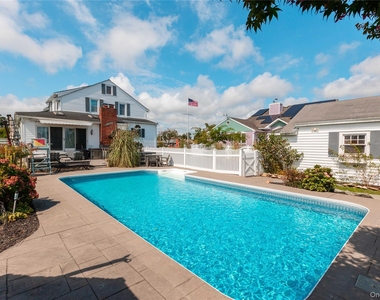 53 Mowbray Avenue - Photo Thumbnail 19