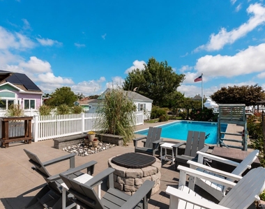 53 Mowbray Avenue - Photo Thumbnail 18