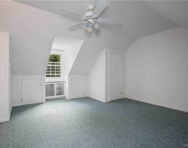 8 Elkan Road - Photo Thumbnail 14