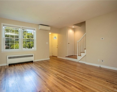 8 Elkan Road - Photo Thumbnail 3