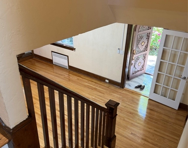 27 Upland Road - Photo Thumbnail 3