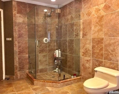 18 Wimbledon Drive - Photo Thumbnail 14