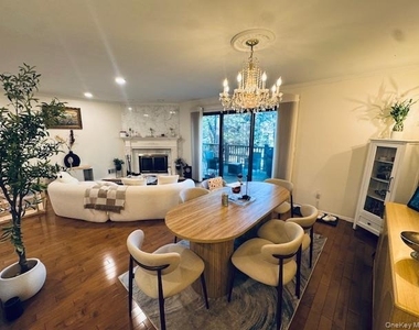 18 Wimbledon Drive - Photo Thumbnail 3