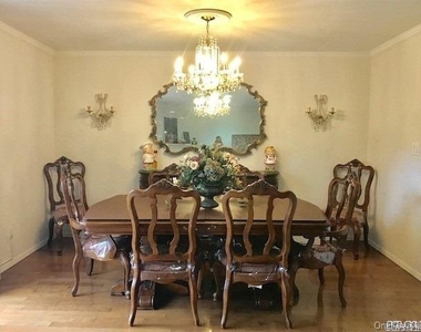 18 Wimbledon Drive - Photo Thumbnail 5