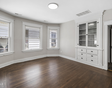 216 Delaware Avenue - Photo Thumbnail 8