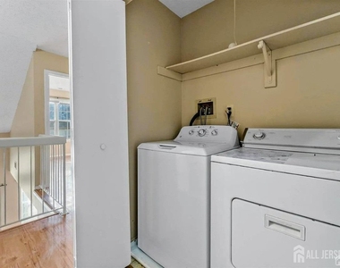 374 Draco Road - Photo Thumbnail 11