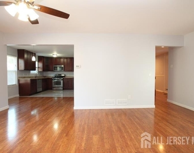 2 Wyndham Way - Photo Thumbnail 9