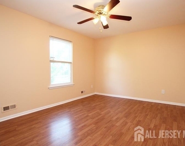2 Wyndham Way - Photo Thumbnail 18