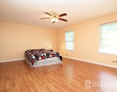 2 Wyndham Way - Photo Thumbnail 15