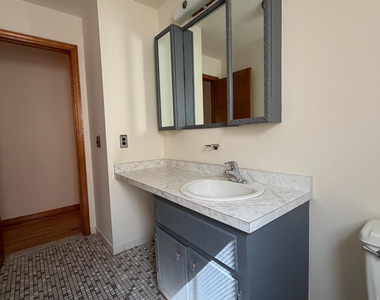 830 2nd Street - Photo Thumbnail 11