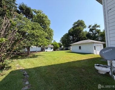 830 2nd Street - Photo Thumbnail 5