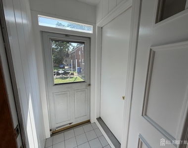 830 2nd Street - Photo Thumbnail 16