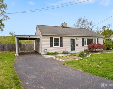 49 Louis Avenue - Photo Thumbnail 1