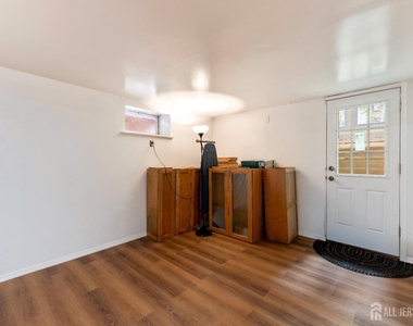 22 Foley Avenue - Photo Thumbnail 21