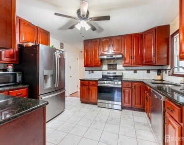 22 Foley Avenue - Photo Thumbnail 8