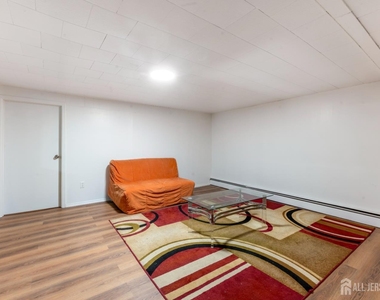 22 Foley Avenue - Photo Thumbnail 20