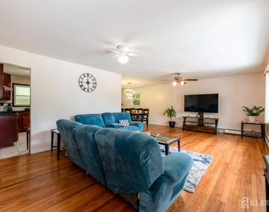 22 Foley Avenue - Photo Thumbnail 4