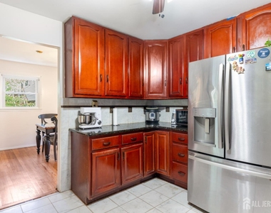 22 Foley Avenue - Photo Thumbnail 11