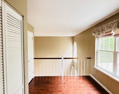 222 Long Meadow Road - Photo Thumbnail 17