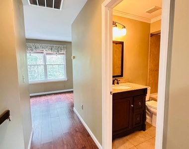 222 Long Meadow Road - Photo Thumbnail 11