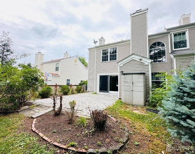 222 Long Meadow Road - Photo Thumbnail 23