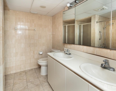 30 S Adelaide Avenue - Photo Thumbnail 22