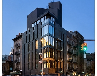 1 7th Avenue S - Photo Thumbnail 14
