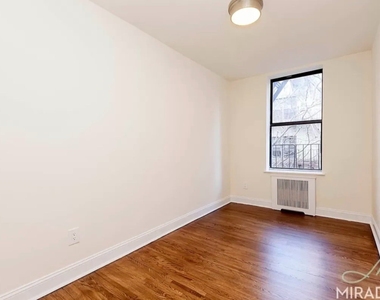 1556 York Avenue - Photo Thumbnail 1