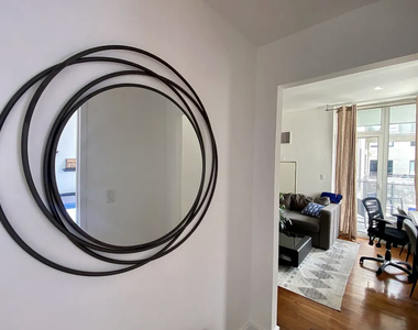 214 N 11th Street - Photo Thumbnail 4