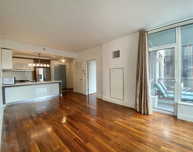 214 N 11th Street - Photo Thumbnail 2