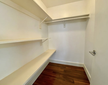 214 N 11th Street - Photo Thumbnail 7