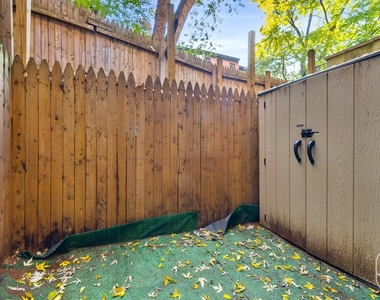456 W 22nd Street - Photo Thumbnail 5