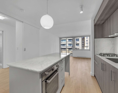 234 E 46th Street - Photo Thumbnail 13