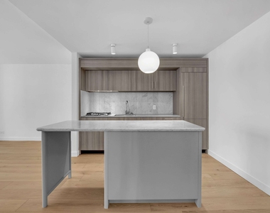234 E 46th Street - Photo Thumbnail 9