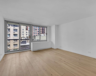 234 E 46th Street - Photo Thumbnail 14