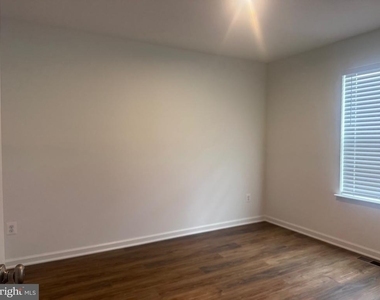 151 Capulet Court - Photo Thumbnail 5