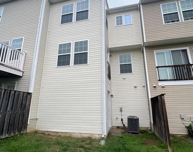 51 Ventura Way - Photo Thumbnail 1