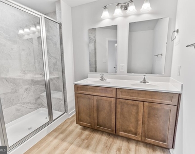 147 Olga Drive - Photo Thumbnail 21