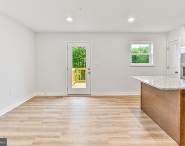 147 Olga Drive - Photo Thumbnail 14