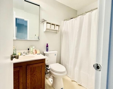4232 Stockbridge Drive - Photo Thumbnail 15
