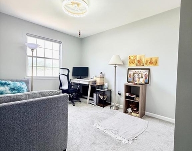 4232 Stockbridge Drive - Photo Thumbnail 16